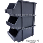 Caja de Plástico # 3 + Gris